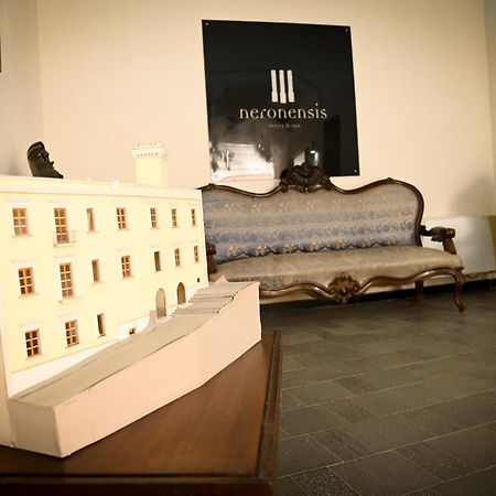 Hotel Terme Neronensis ปอซซุออลี ภายนอก รูปภาพ